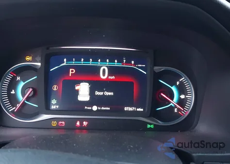 2021 Honda Pilot 2Wd Touring 8 Passenger z USA, uszkodzony, nr VIN 5FNYF5H90MB001707